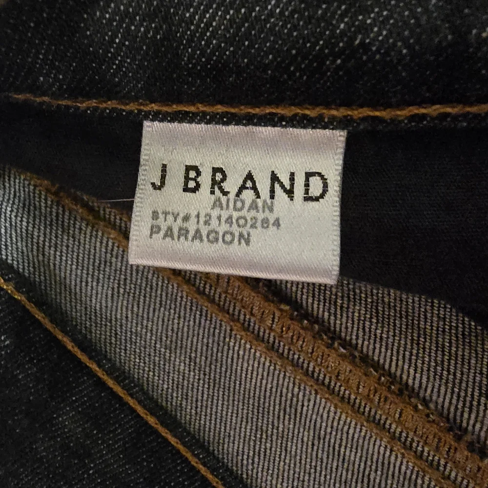 J Brand Aidan Straight Leg Boyfriend Jeans | Size 28 | Dark Blue Wash - Picture 13 of 16